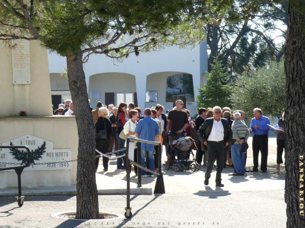 NIMES OCTOBRE 2008 PATRONAGE DE MARAVAL P1040728.JPG